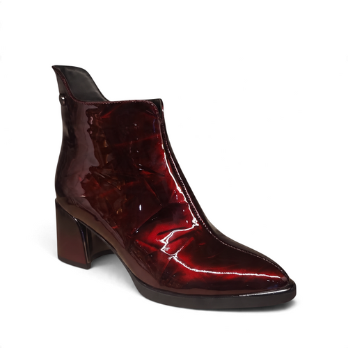 ShoeShop Loretta Vitale burgundy patent leather ankle boots with a 6.5cm block heel and textile lining
