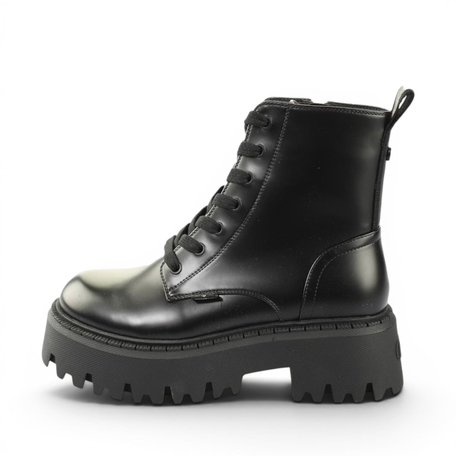 Buffalo 1622588 - Must