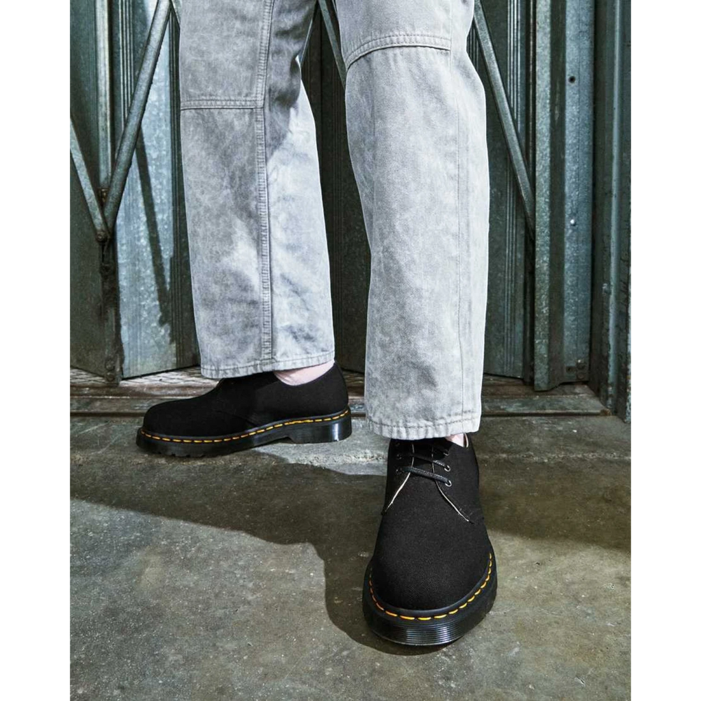 Dr. Martens 27211001 - Must
