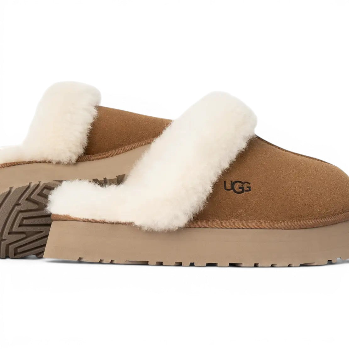 UGG 11225500 - Chestnut-Pruun