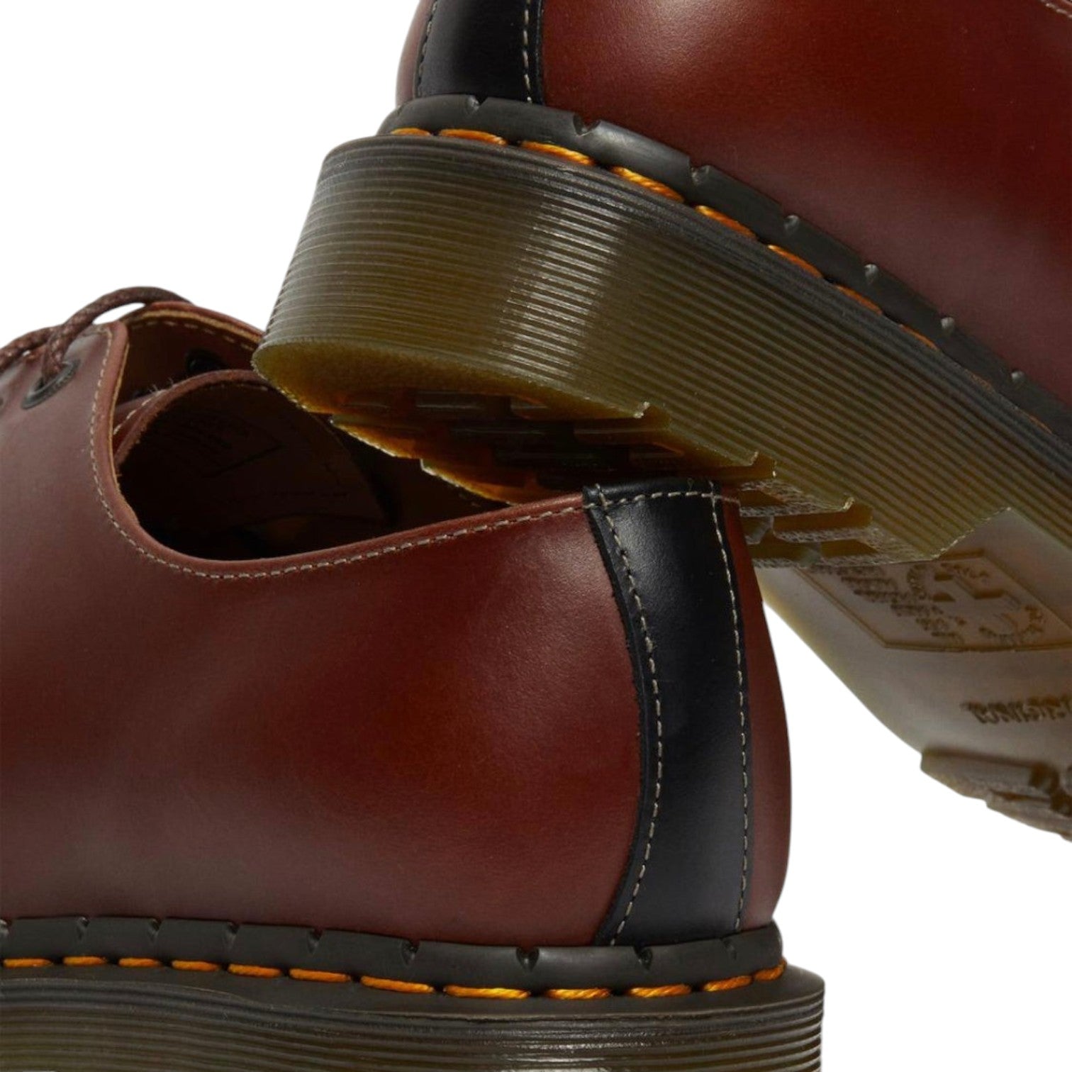 Dr. Martens 26911201 - Pruun