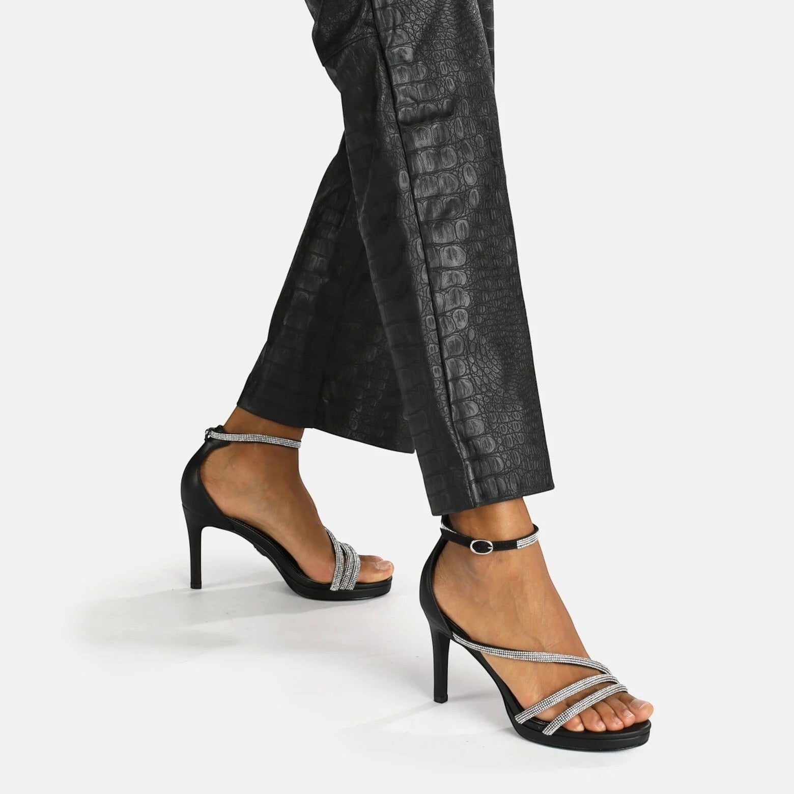 Buffalo 1291270 - Must