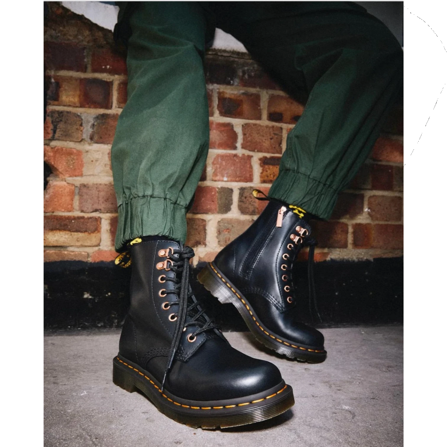 Dr. Martens 26874001 - Must