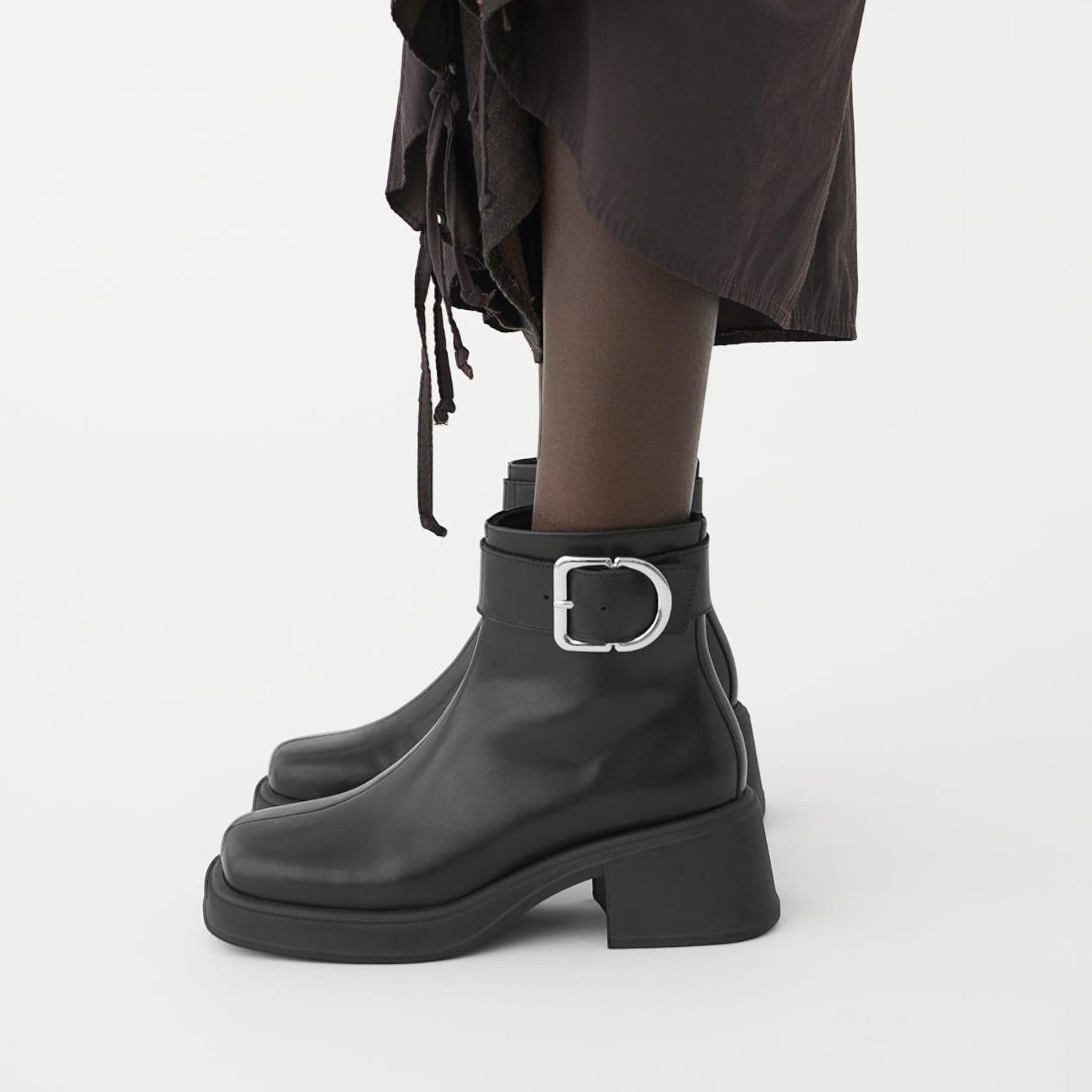 Vagabond 5642-201-20 - Must