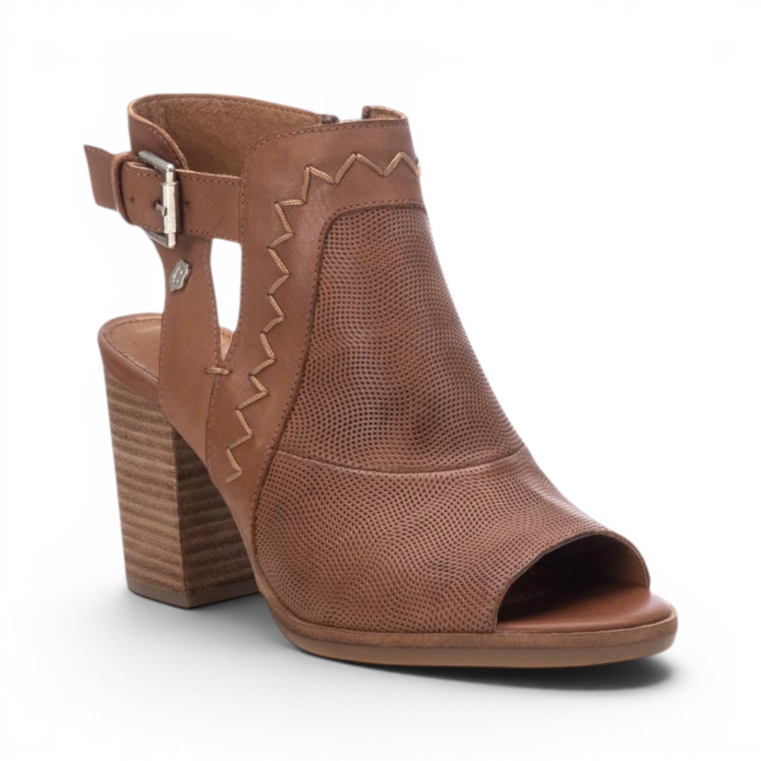 Carmela 67670 - Pruun