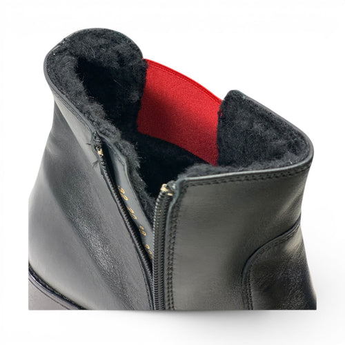 Aaltonen 33611 - Must
