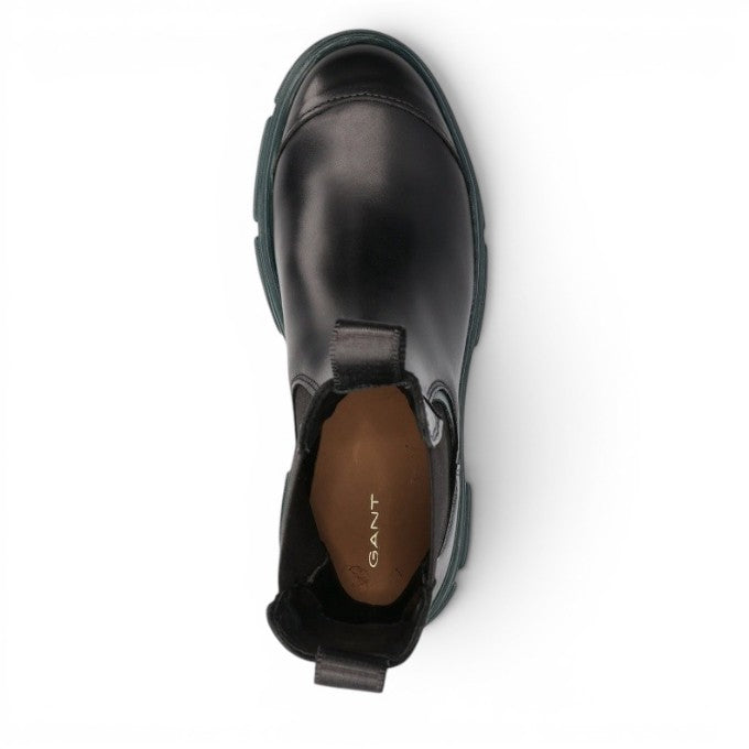GANT black leather Chelsea boots with elastic side panels and a chunky rubber sole.