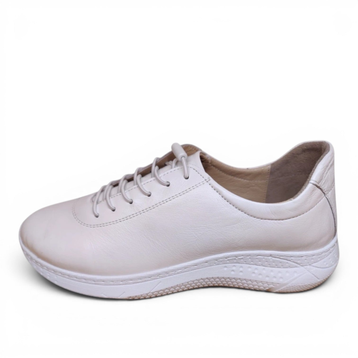 My Store Loretta Vitale 462 women's off-white leather sneakers with rubber sole and lace-up closure.