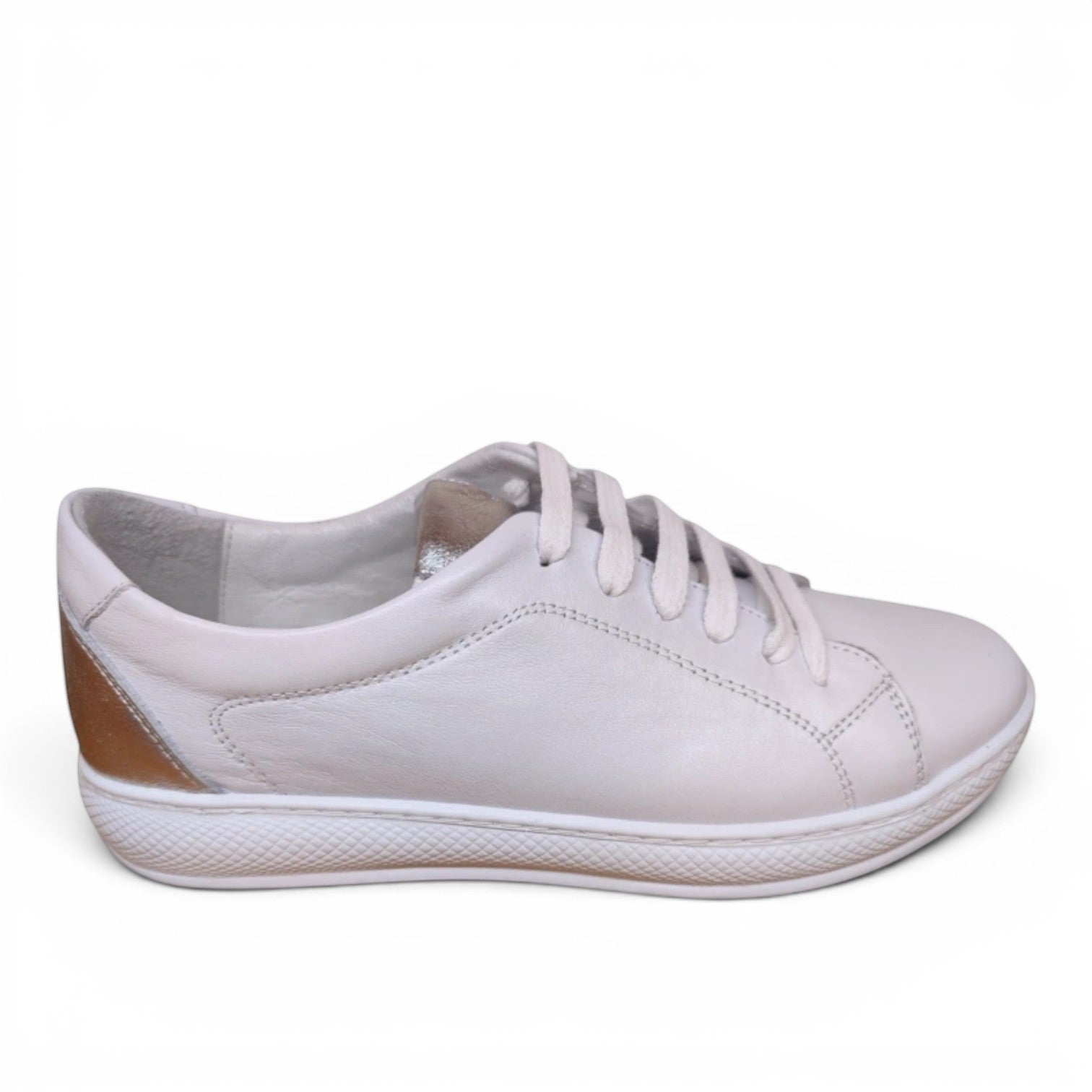 My Store Loretta Vitale Z-01 white leather sneakers with gold heel accent and rubber sole.