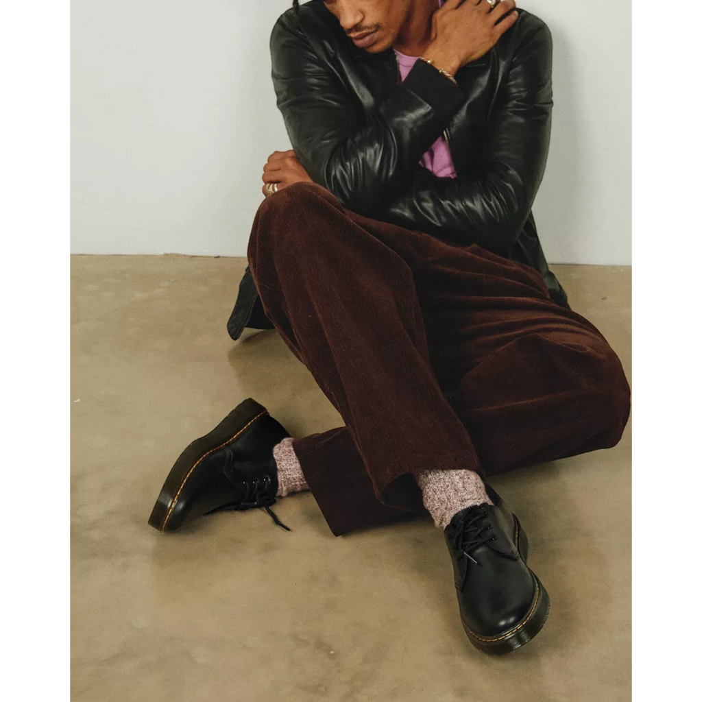 My Store Dr. Martens Thruston Lo black leather shoes with PVC sole and textile lining.
