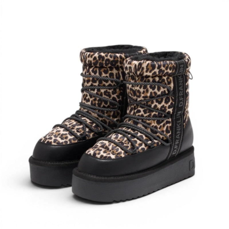 My Store Nordic V2 Bomb leopard print puffer boots with black platform sole and laces. Vegan.