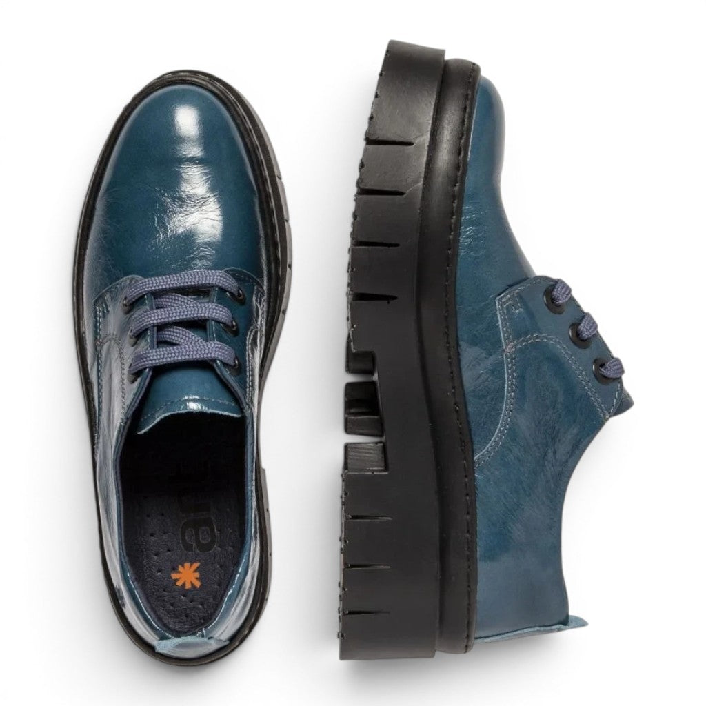 ShoeShop blue patent leather lace-up platform oxfords with a chunky lug sole.
