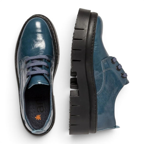 ShoeShop blue patent leather lace-up platform oxfords with a chunky lug sole.
