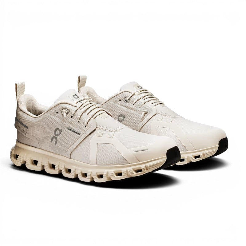 ShoeShop ON Cloud 6 Waterproof running shoes in light beige, made with recycled polyester and Zero-Gravity CloudTec® sole.