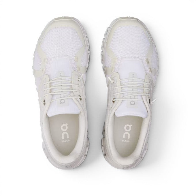 ShoeShop ON Cloud 6 white recycled polyester sneakers with Zero-Gravity CloudTec cushioning and Speedboard plate.