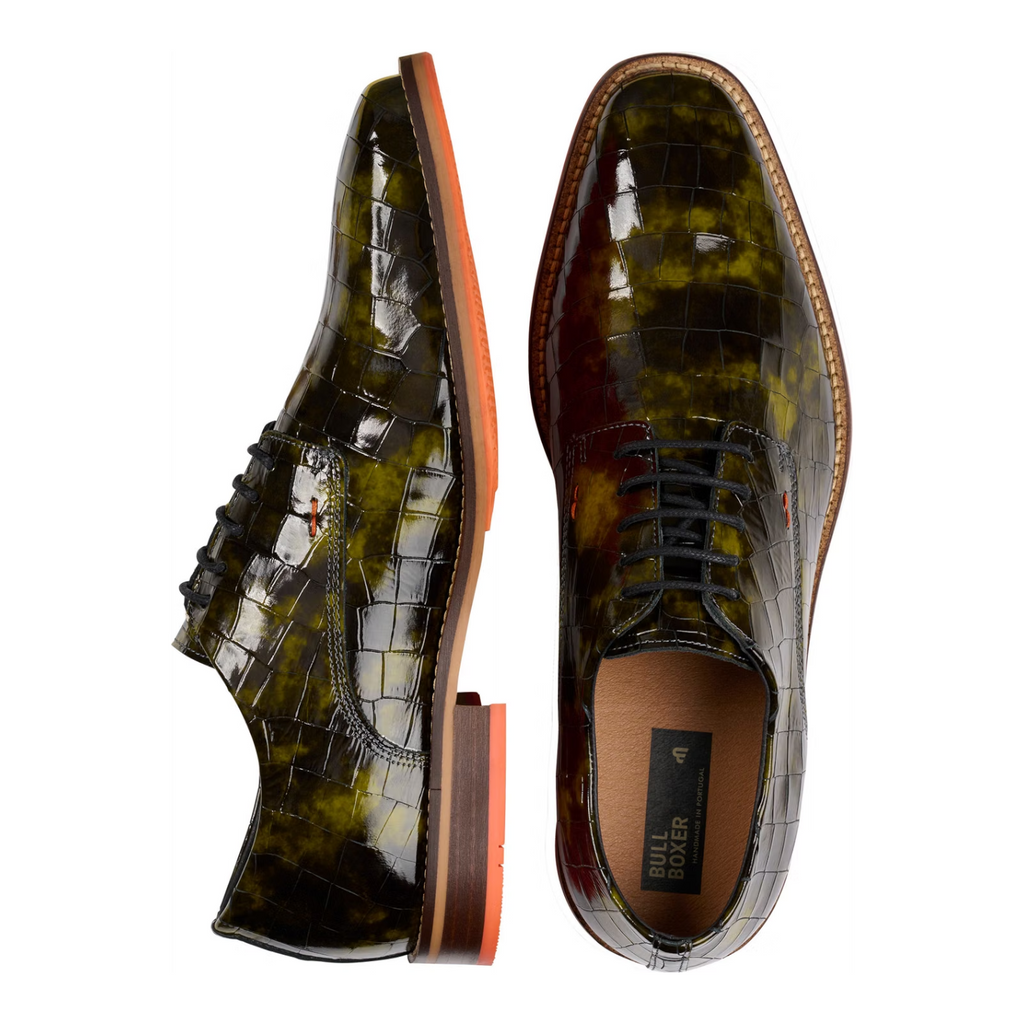 ShoeShop Bullboxer men's olive green crocodile-embossed leather dress shoes with black laces and orange sole detail