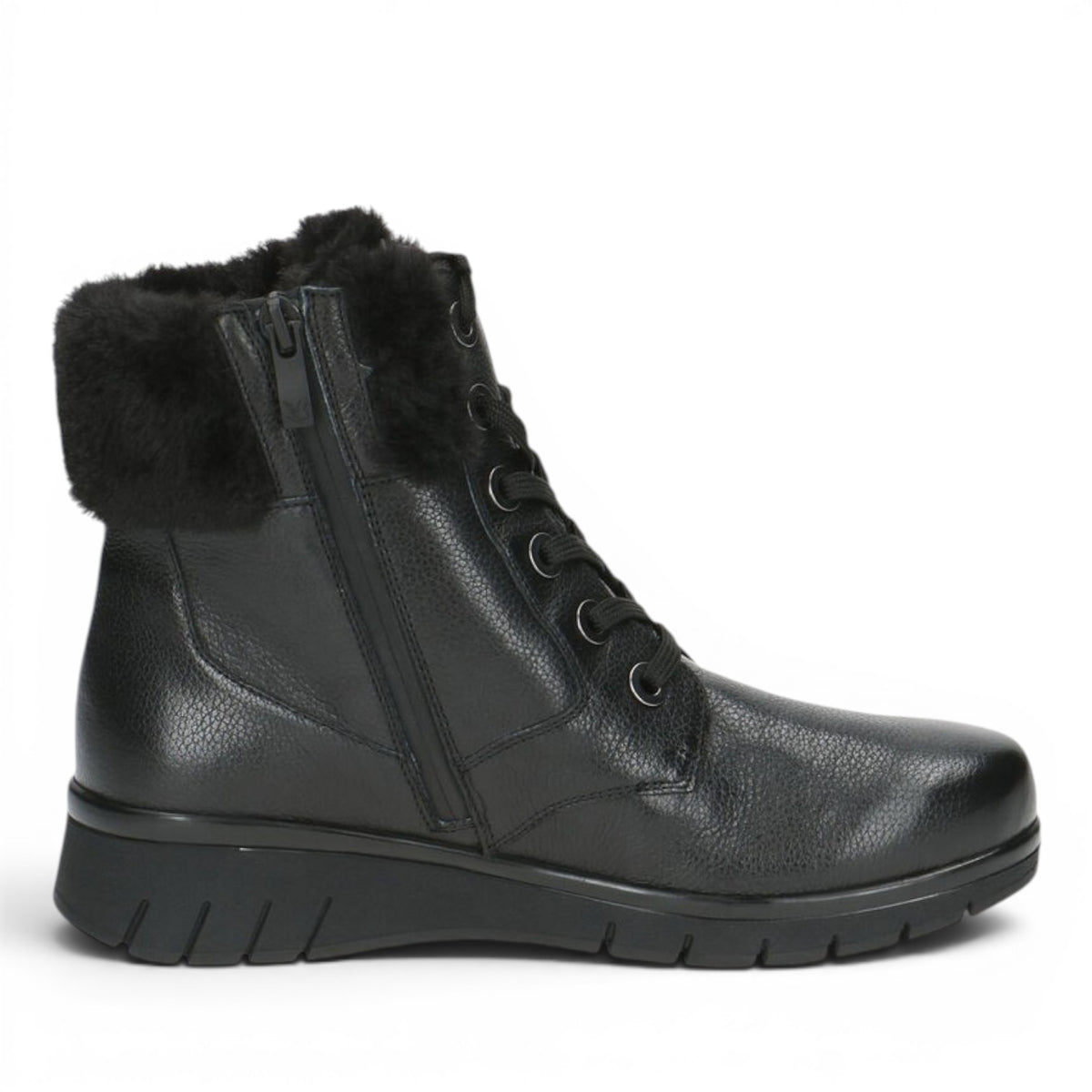 ShoeShop Caprice black leather ankle boots with faux fur collar, side zipper, and lace-up front for winter comfort.