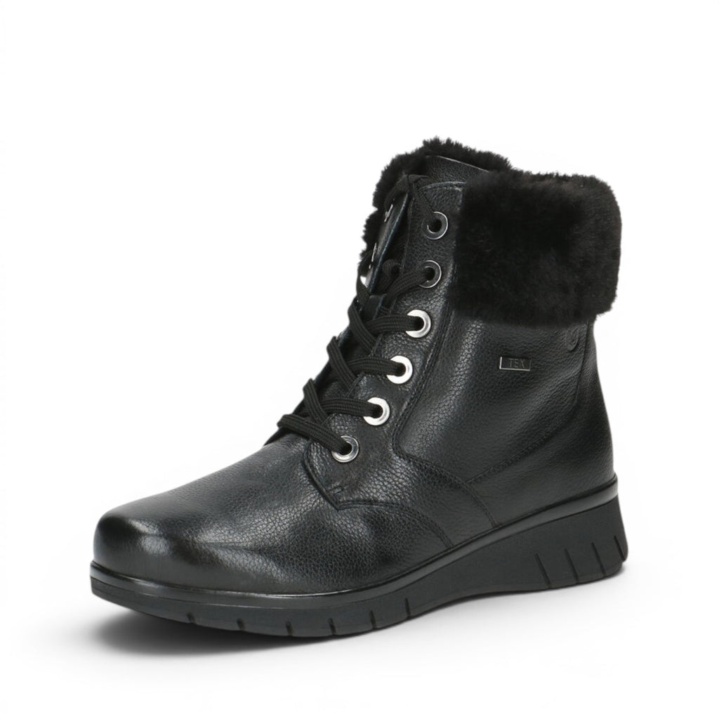 ShoeShop Caprice black leather lace-up winter boots with faux fur trim and durable rubber sole.