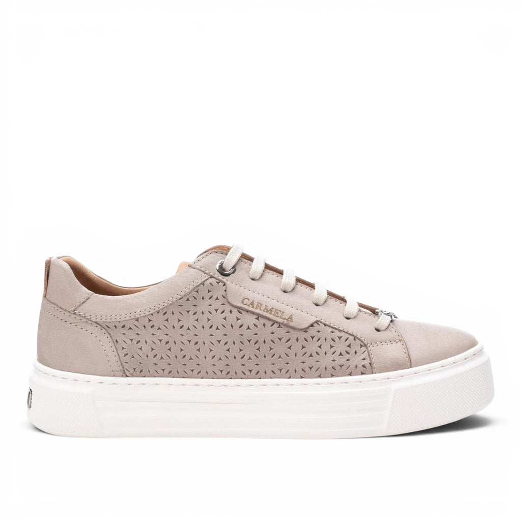 ShoeShop Carmela 160558 beige leather sneakers with laser-cut floral pattern and white platform sole.