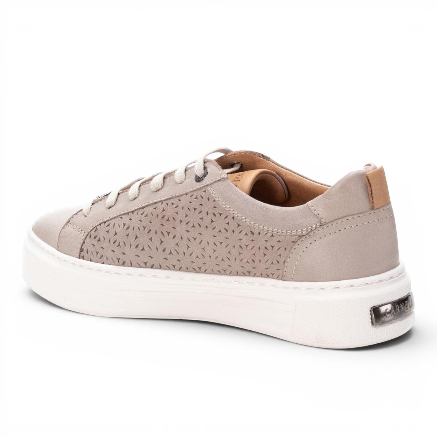 ShoeShop Carmela 160558 beige leather sneakers with laser-cut floral pattern and white platform sole.