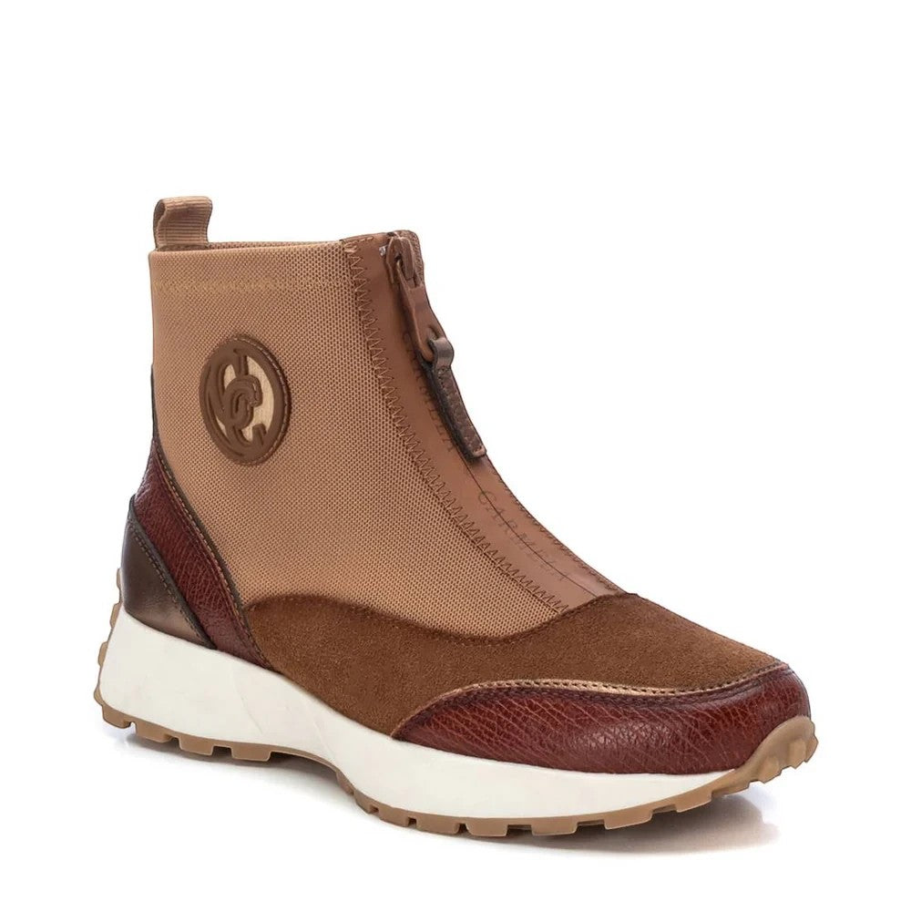 ShoeShop Carmela 161204 brown ankle boots with front zipper, mixed leather and textile upper, and chunky white sole.