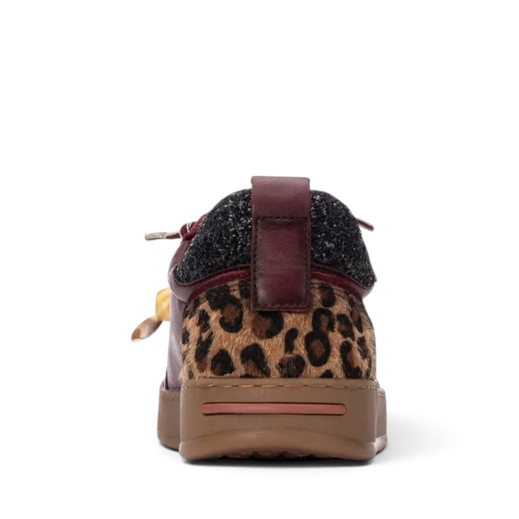 ShoeShop Carmela 164152 sneakers featuring a burgundy leather and leopard print heel detail with a brown rubber sole