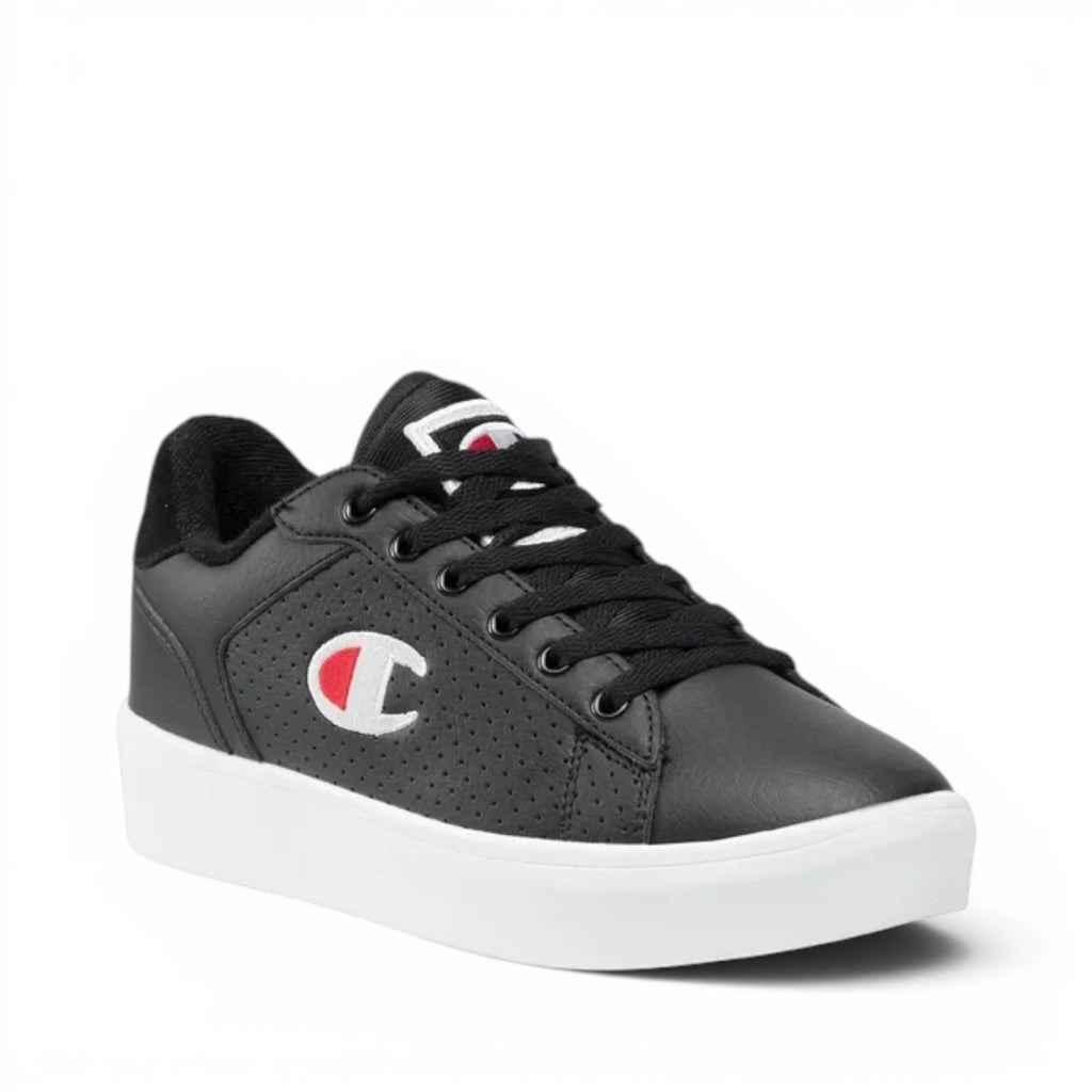 ShoeShop Champion S11177 black low-top sneakers with perforated side panels and white rubber sole