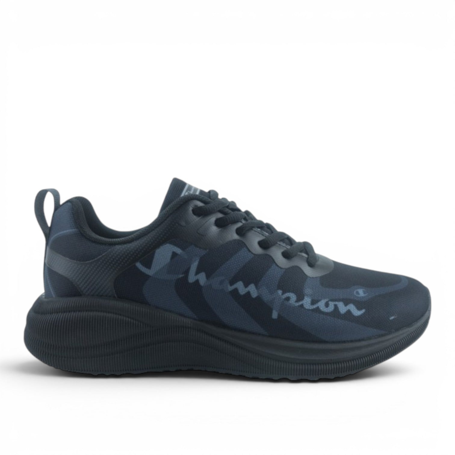 ShoeShop Champion S22308 black athletic sneakers with mesh upper and logo detailing for casual wear