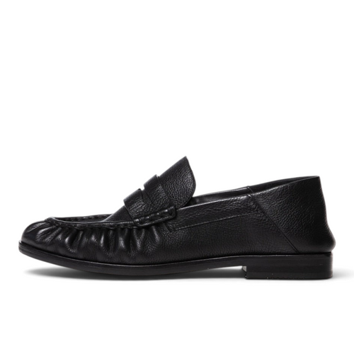 ShoeShop Copenhagen black leather loafers with a gathered toe detail and durable TPU sole, side view.