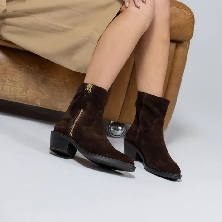 ShoeShop Copenhagen CS9129 dark brown suede ankle boots with gold side zipper and block heel worn by a model
