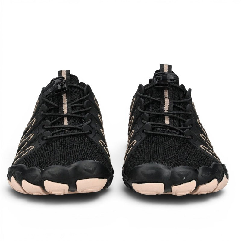 ShoeShop Dockers by Gerli black minimalist barefoot water shoes with quick-lace system and beige rubber sole.