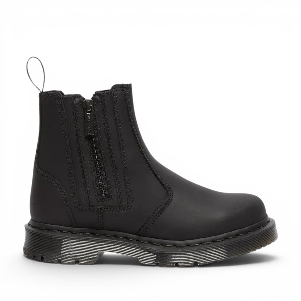 ShoeShop Dr. Martens 2976 Alyson black leather Chelsea boots with side zip and rugged Wintergrip sole