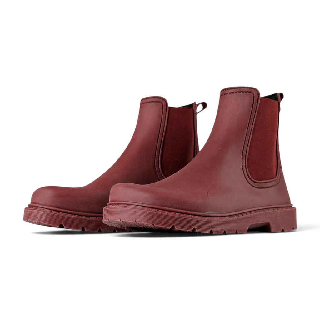 ShoeShop El Naturalista NA35 burgundy rubber Chelsea boots with elastic side panels and a chunky lug sole