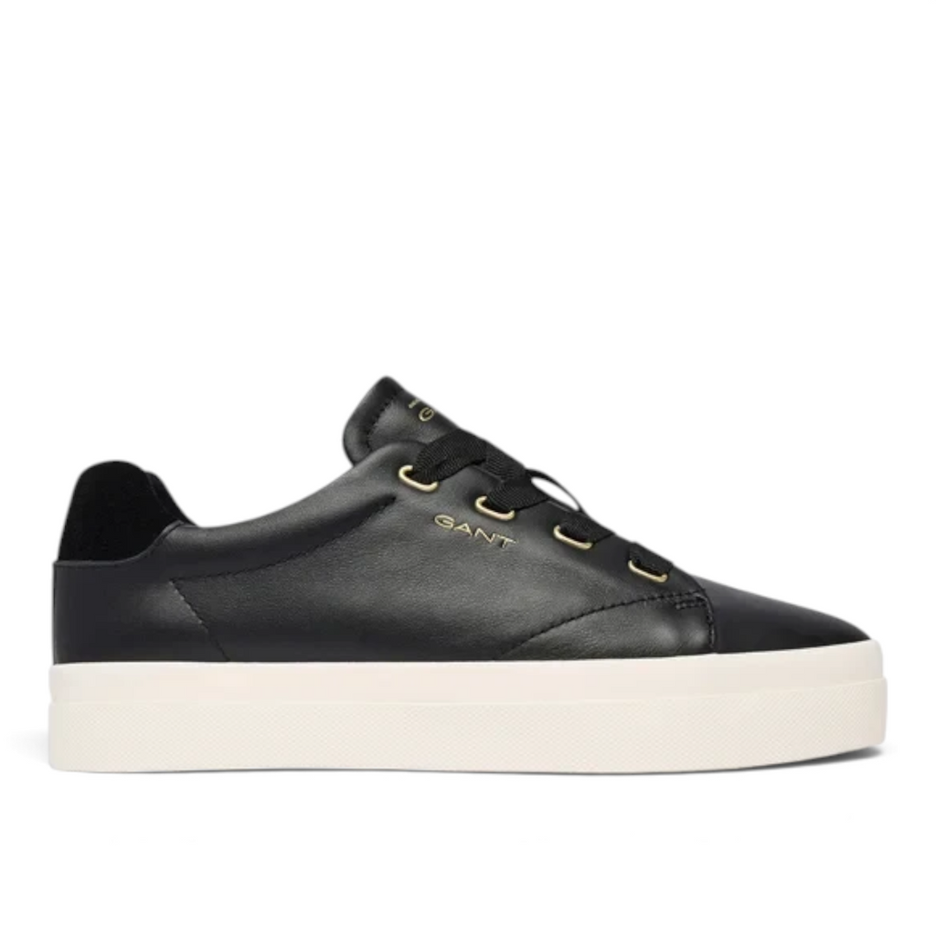 ShoeShop GANT black leather sneakers with a thick white platform sole and gold eyelet details