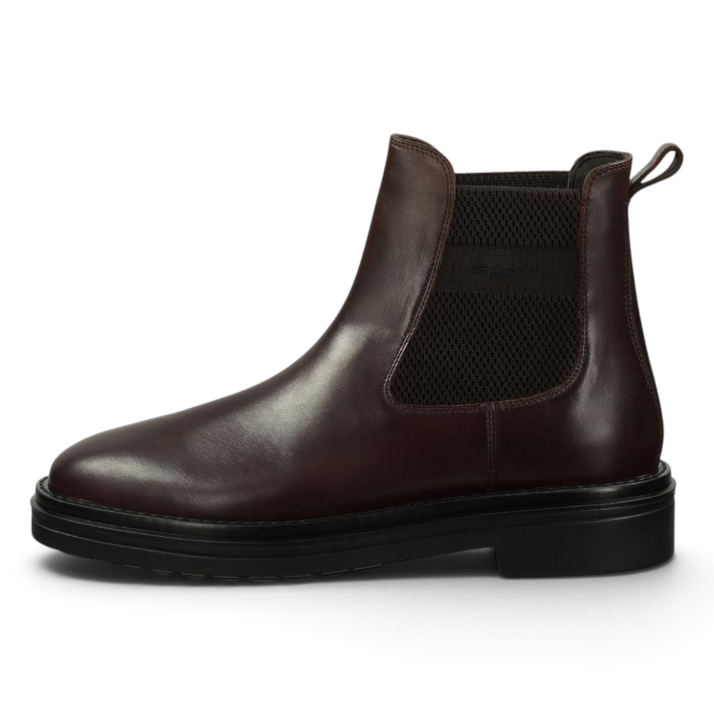 ShoeShop GANT Boggar dark brown leather Chelsea boots with elastic side panels and a durable rubber sole