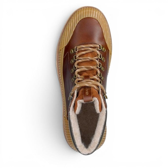 ShoeShop GANT brown leather hiking-style boots with warm fleece lining and sturdy rubber toe cap