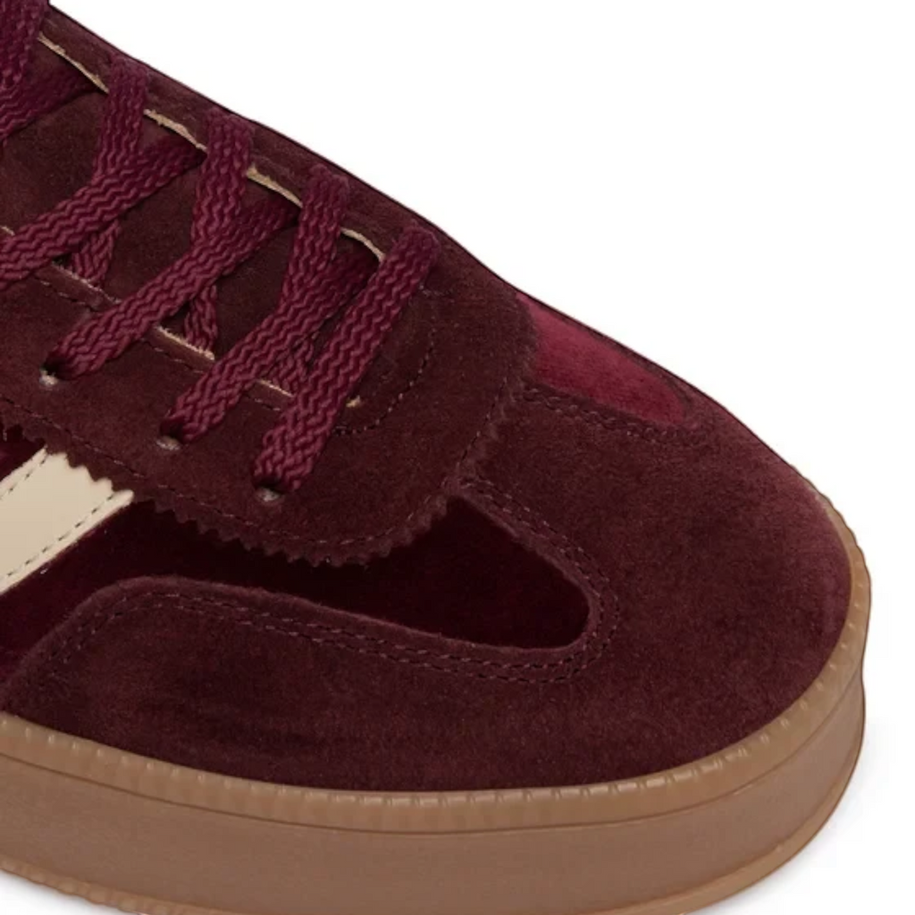 ShoeShop GANT Cuzmani sneakers in burgundy suede and textile with a gum rubber sole and lace-up closure
