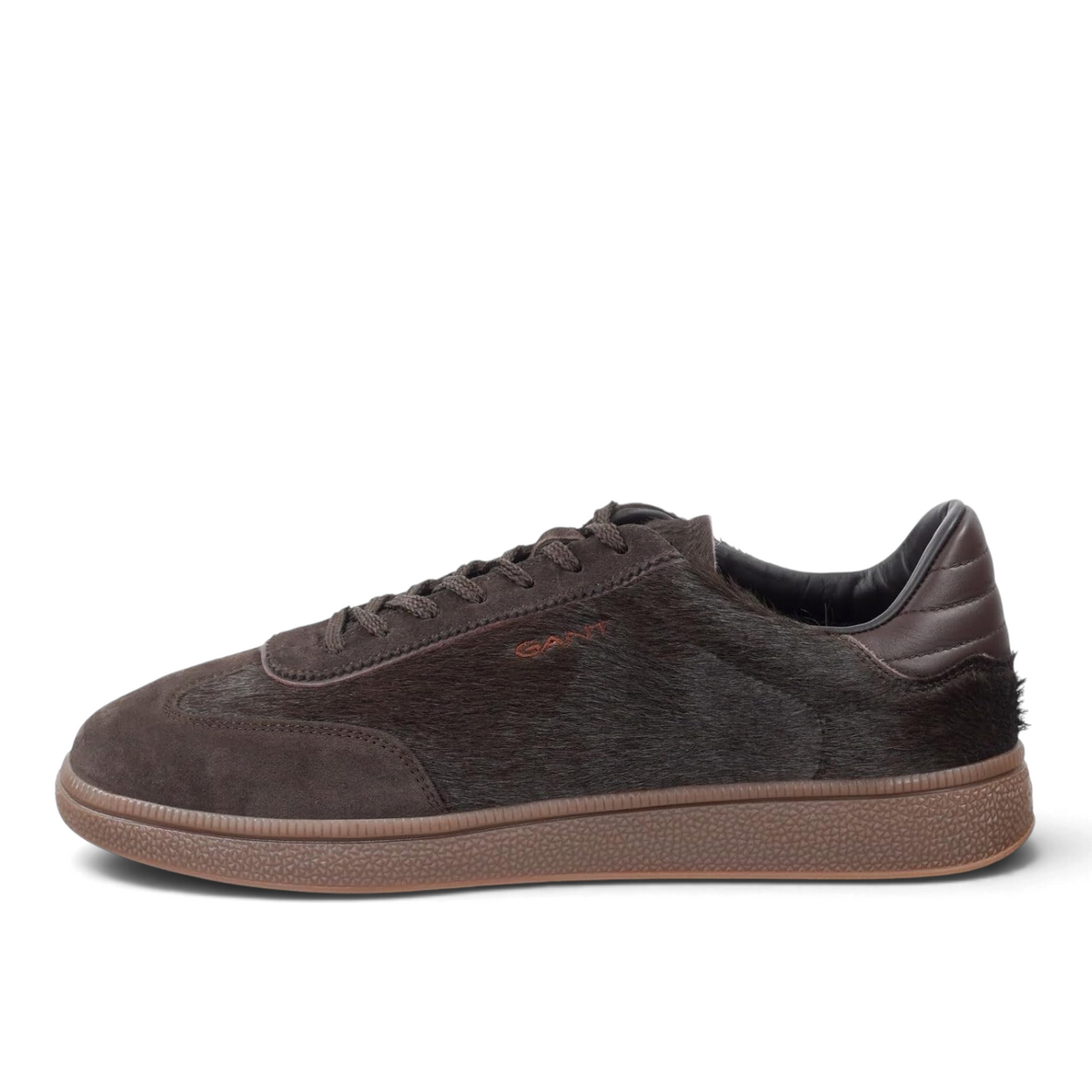 ShoeShop GANT Cuzmo dark brown leather and suede sneakers with a textured rubber sole and side logo detail.
