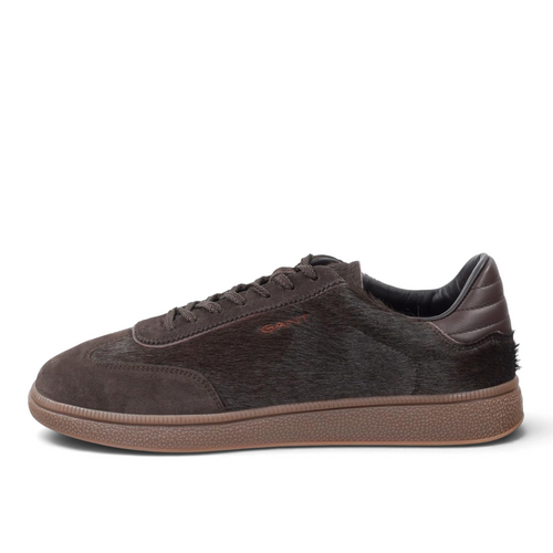 ShoeShop GANT Cuzmo dark brown leather and suede sneakers with a textured rubber sole and side logo detail.