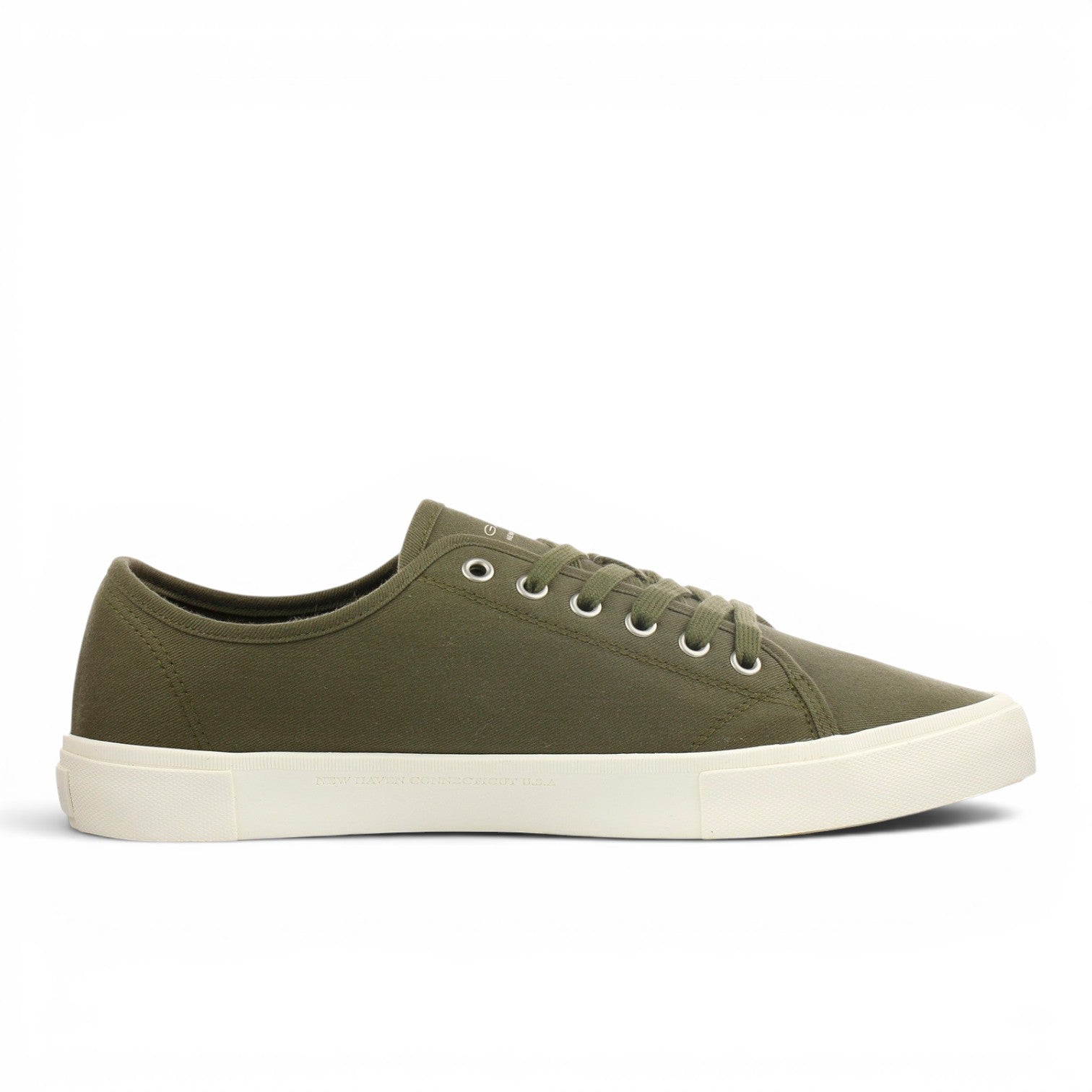 ShoeShop GANT olive green canvas low-top sneakers with white rubber soles and lace-up closure