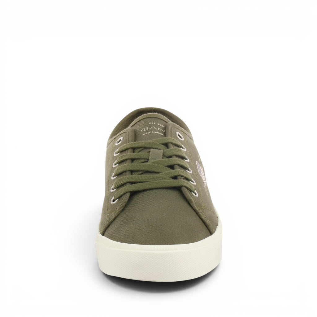 ShoeShop GANT olive green canvas low-top sneakers with white rubber soles and matching laces