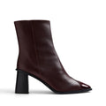 ShoeShop Gioseppo burgundy leather ankle boots with patent leather toe cap and 7cm block heel