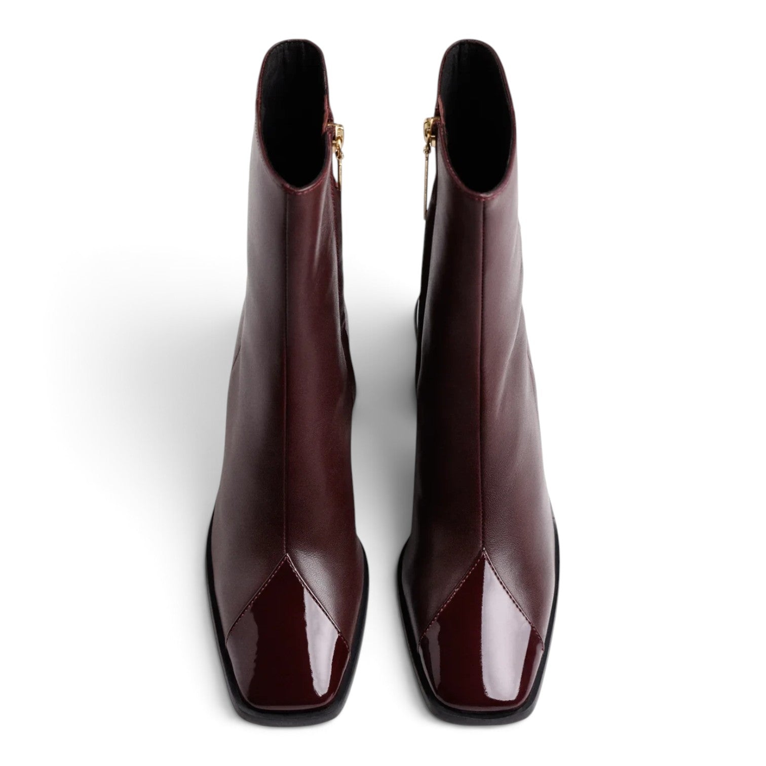 ShoeShop Gioseppo burgundy leather ankle boots with patent leather toe caps and 7cm block heels