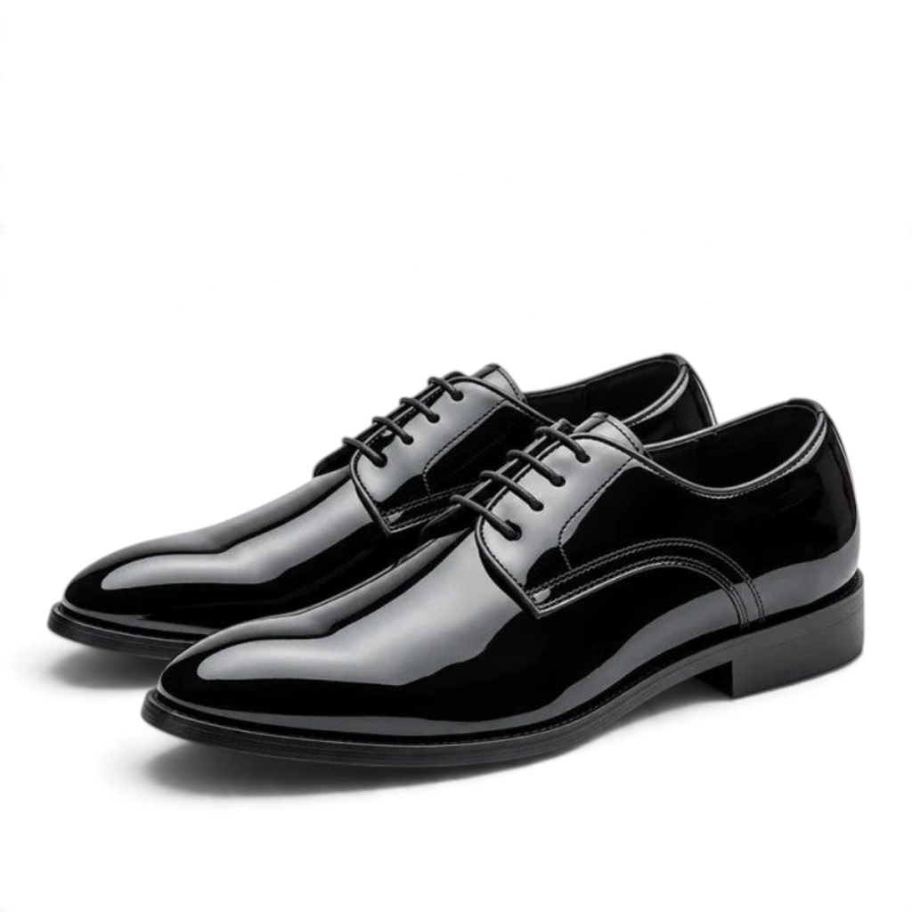 ShoeShop JAKOB black patent leather formal lace-up dress shoes with a classic silhouette