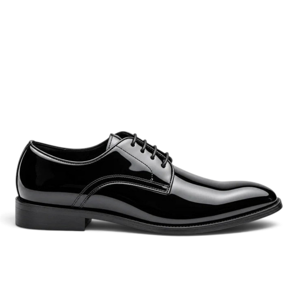 ShoeShop JAKOB black patent leather formal lace-up dress shoe with a sleek polished finish and low heel