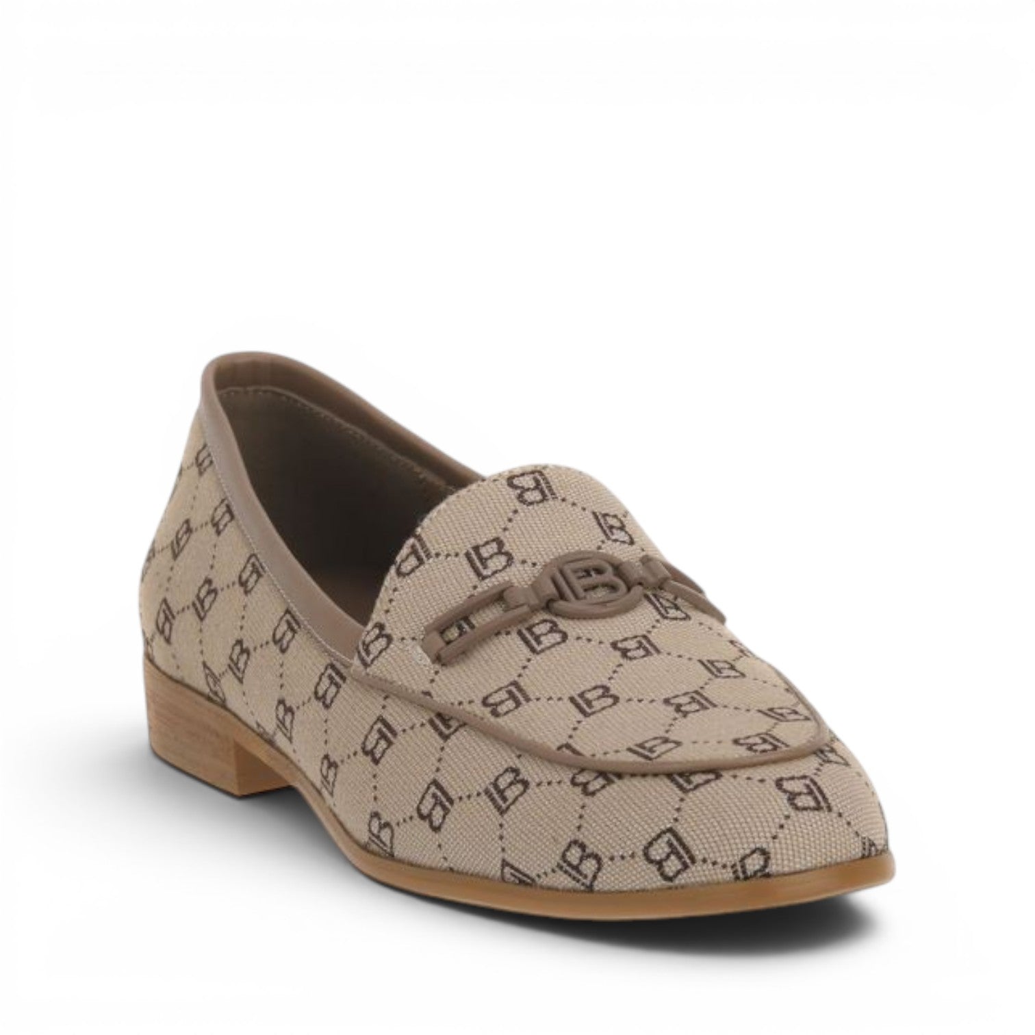 ShoeShop LAURA BIAGIOTTI 8476 beige monogram loafers with a decorative metal logo bit and low block heel.