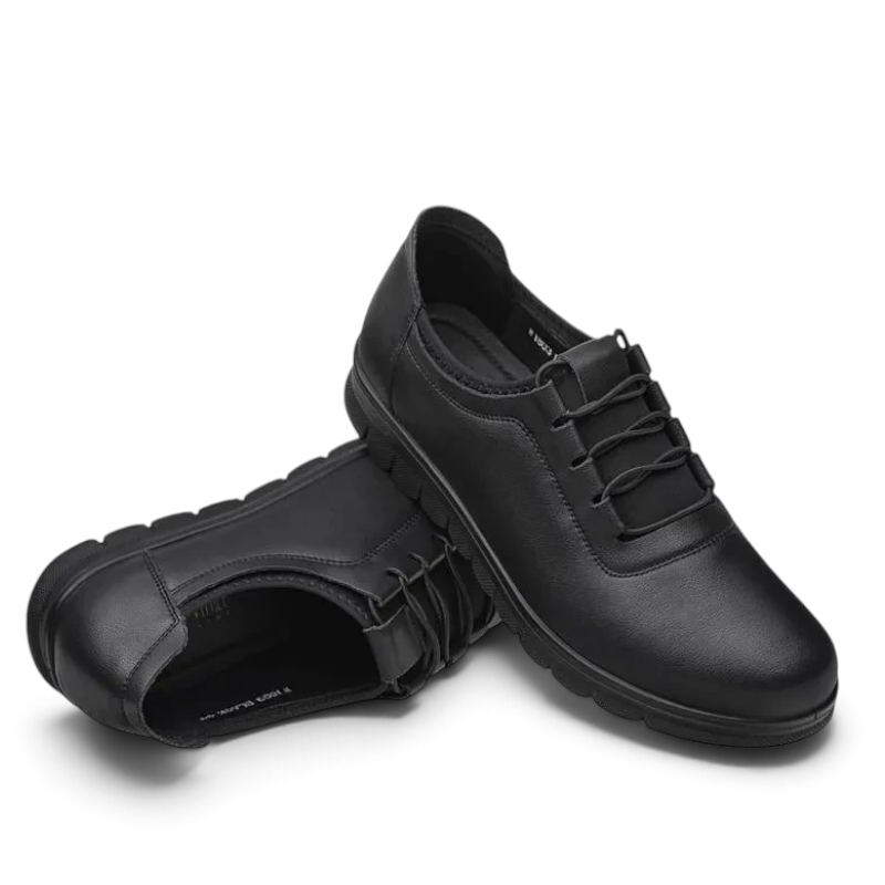 ShoeShop Loretta Vitale W1803 black slip-on casual shoes with elastic laces and a comfortable flat sole