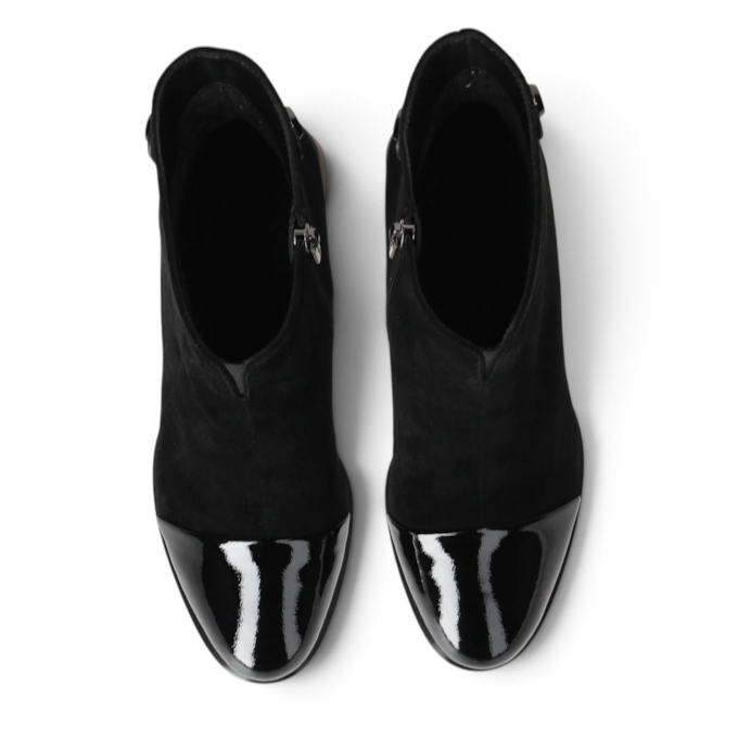 ShoeShop Loretta Vitale black suede ankle boots with glossy patent leather toe caps and side zip closure