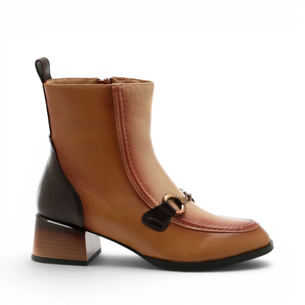 ShoeShop Loretta Vitale C3882 tan and dark brown leather ankle boots with a gold horsebit detail and block heel.