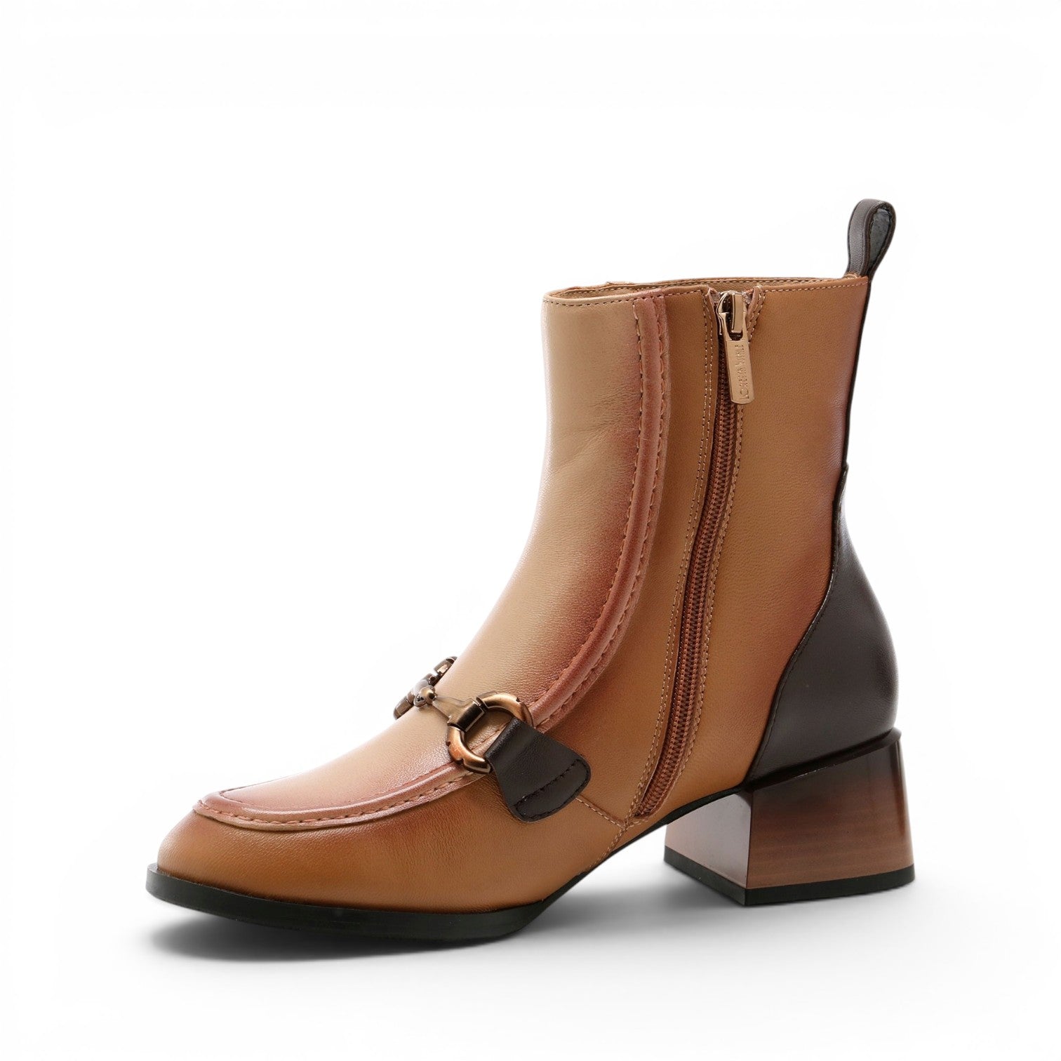 ShoeShop Loretta Vitale C3882 tan leather ankle boots with a block heel, side zipper, and decorative metal bit detail.